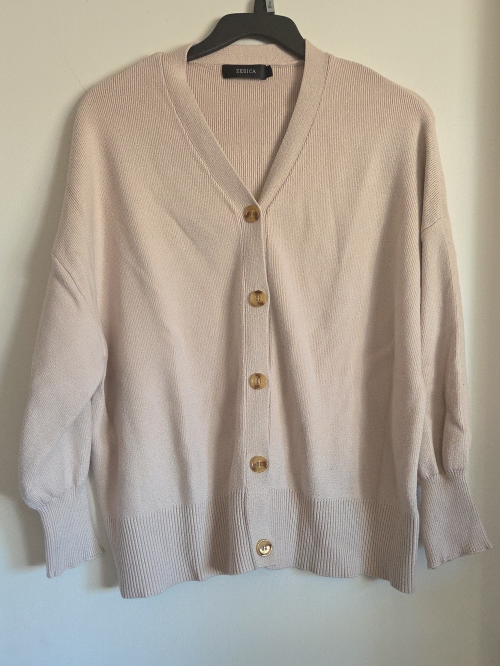 Zesica Relaxed V-Neck Cream Button Cardigan